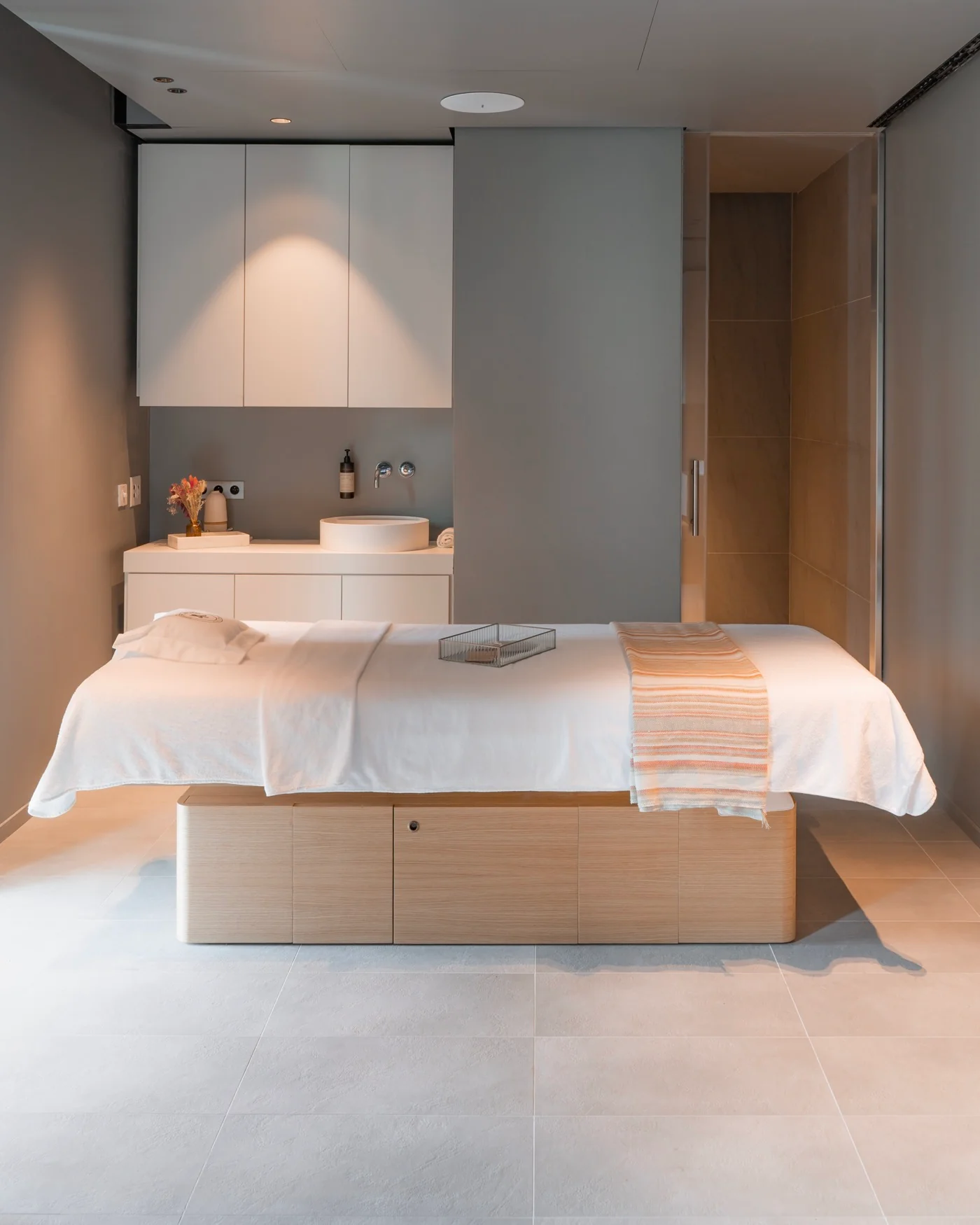 Domaine Reine Margot - Issy-Les-Moulineaux - Massage 30 Min et 90 Min d'Accès Au Spa (2 Personnes) - Image 6